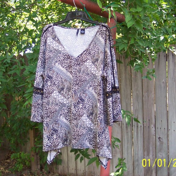 new directions Tops - New Directions Animal Print Shirt Blouse